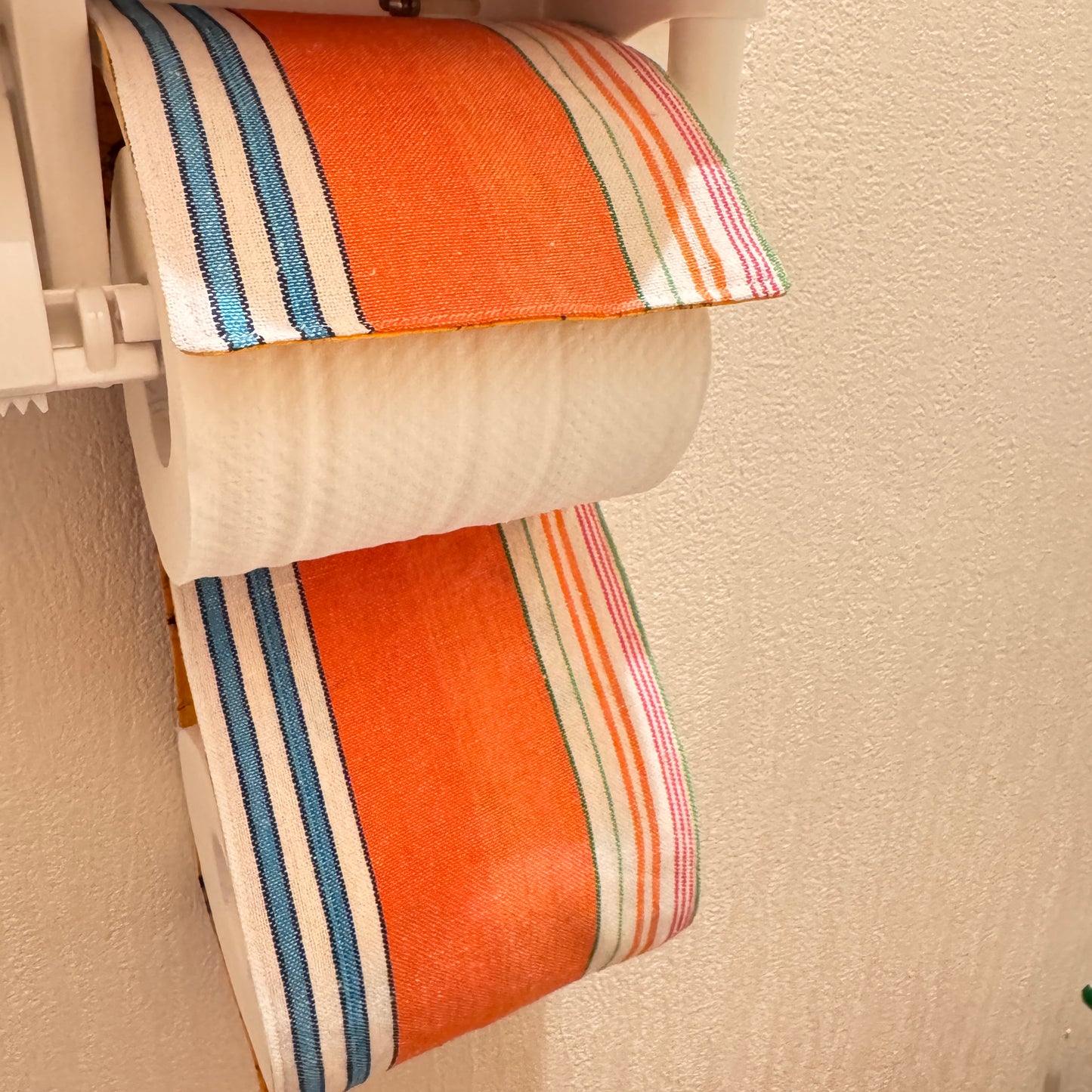 1163 トイレットペーパーホルダーカバー